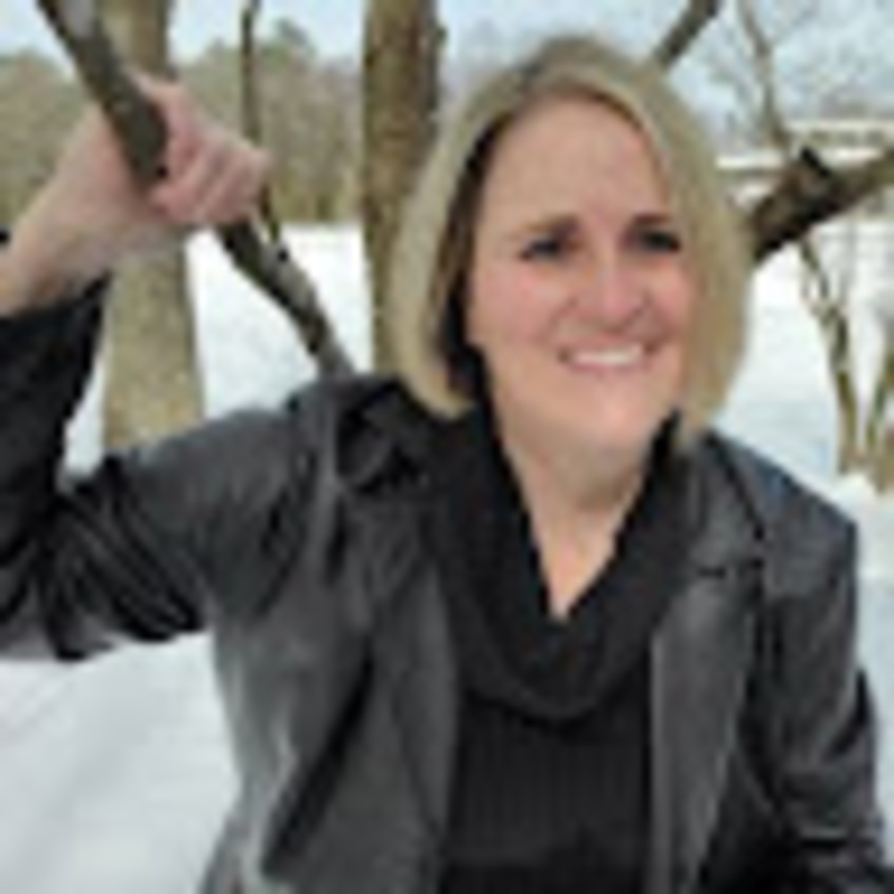 Meet your Posher, Crystal